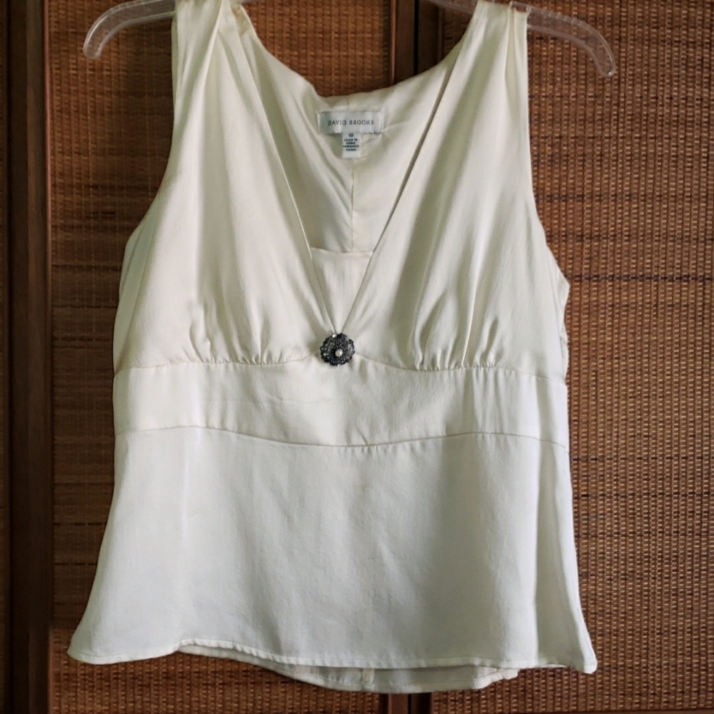 Satiny david brooks camisole w/brooch